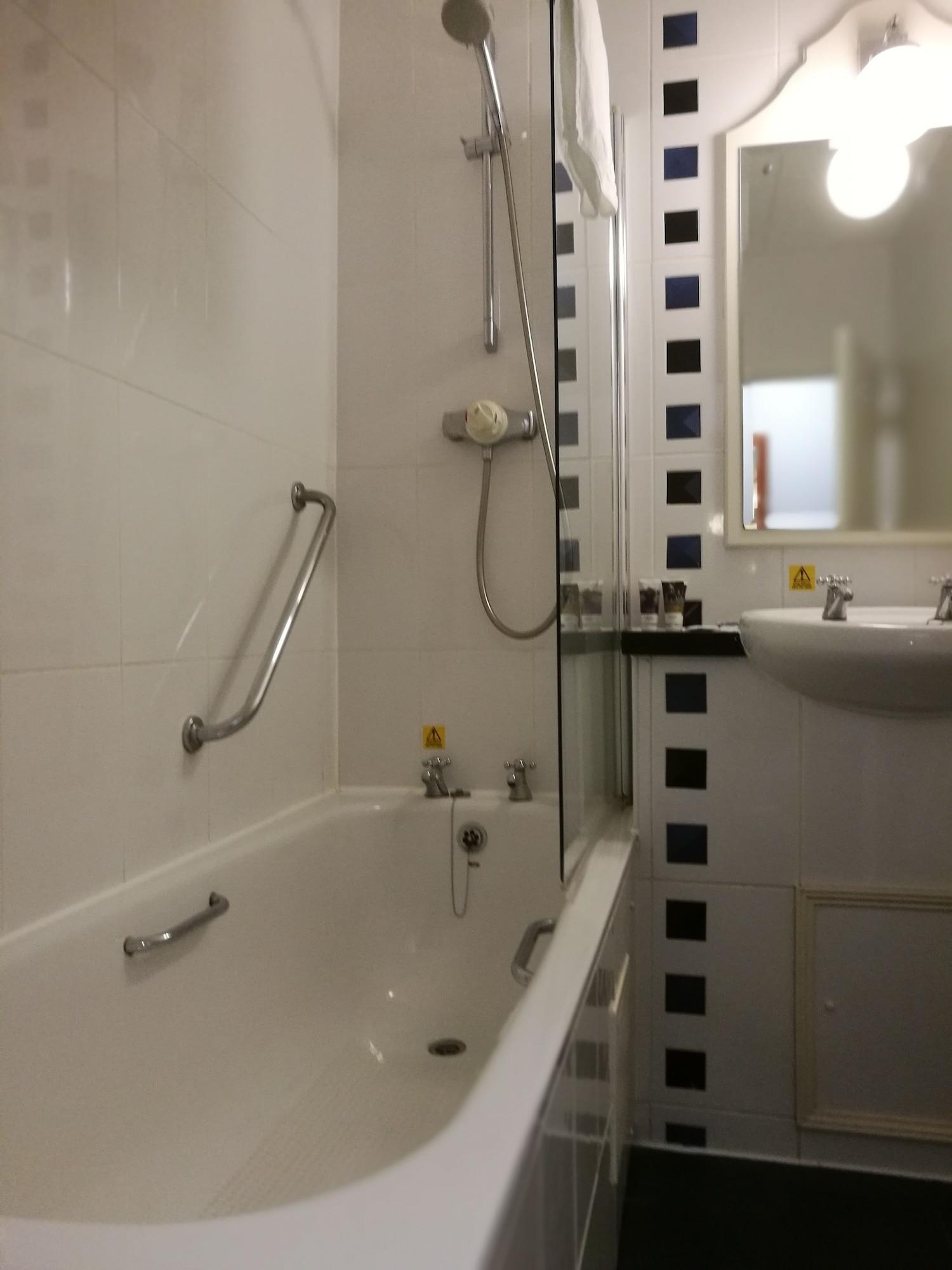 Mercure George Hotel, Hotel 4*