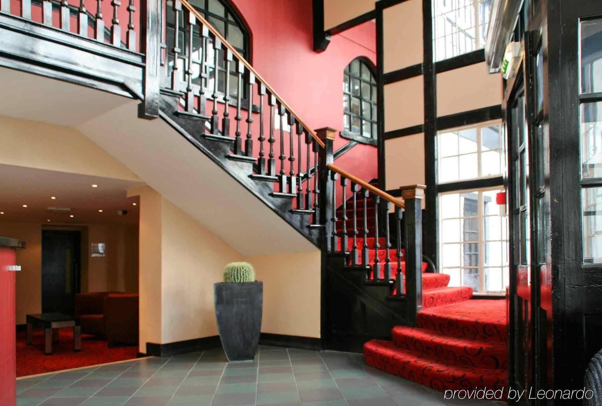 Hotel Mercure George Hotel, 4*