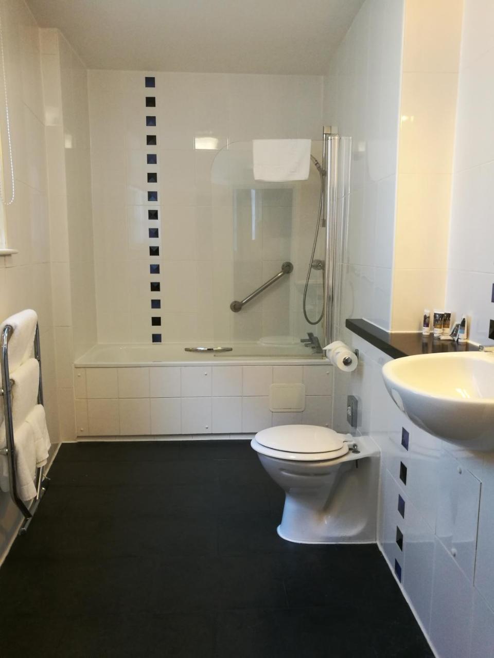 Mercure George Hotel, 4* Reading